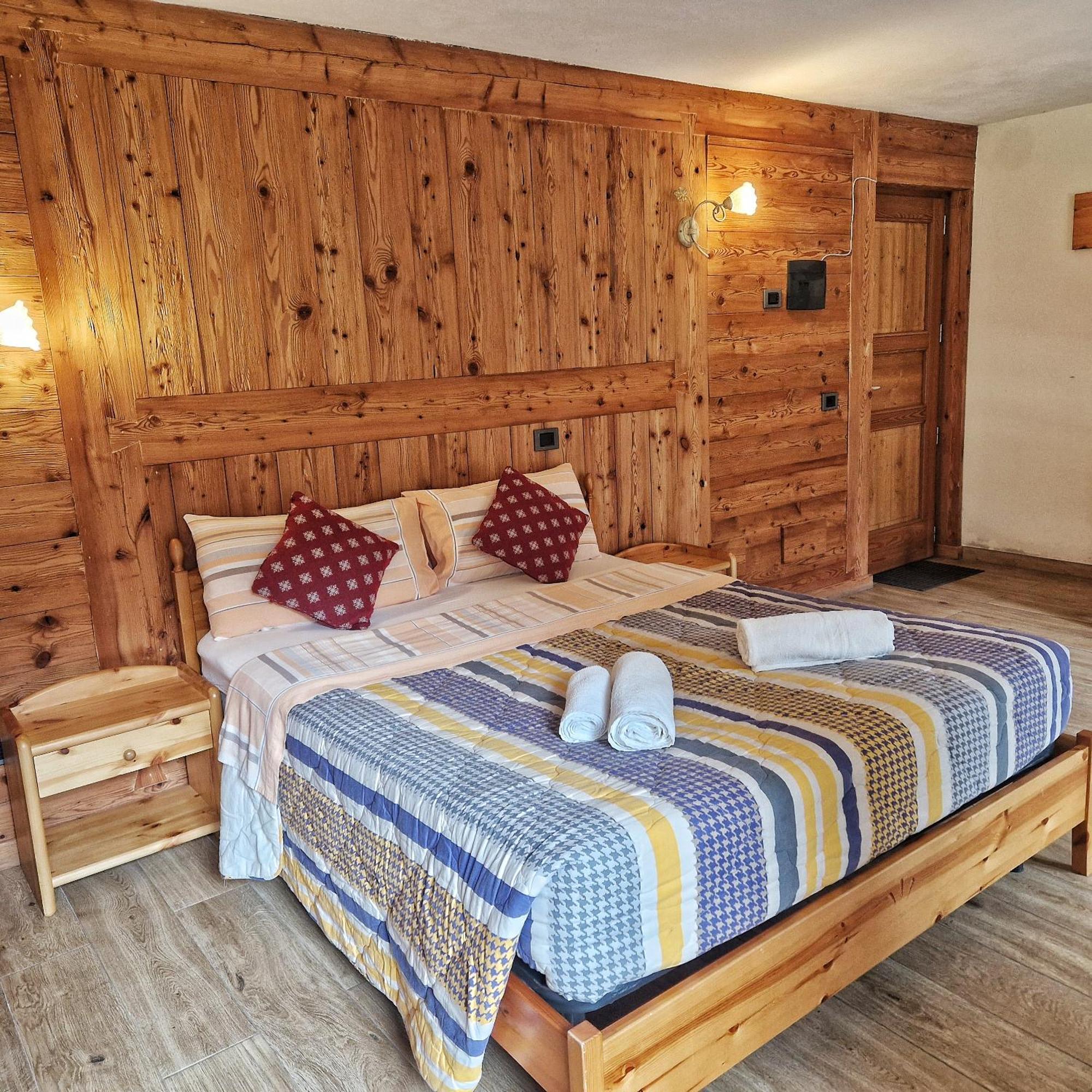 Le Nid De L'Aigle Hotel Чамполук Екстериор снимка